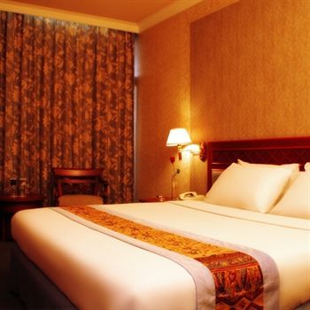 Weta International Hotel Surabaya Exteriör bild